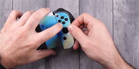 nintendo switch controller not working when detached
